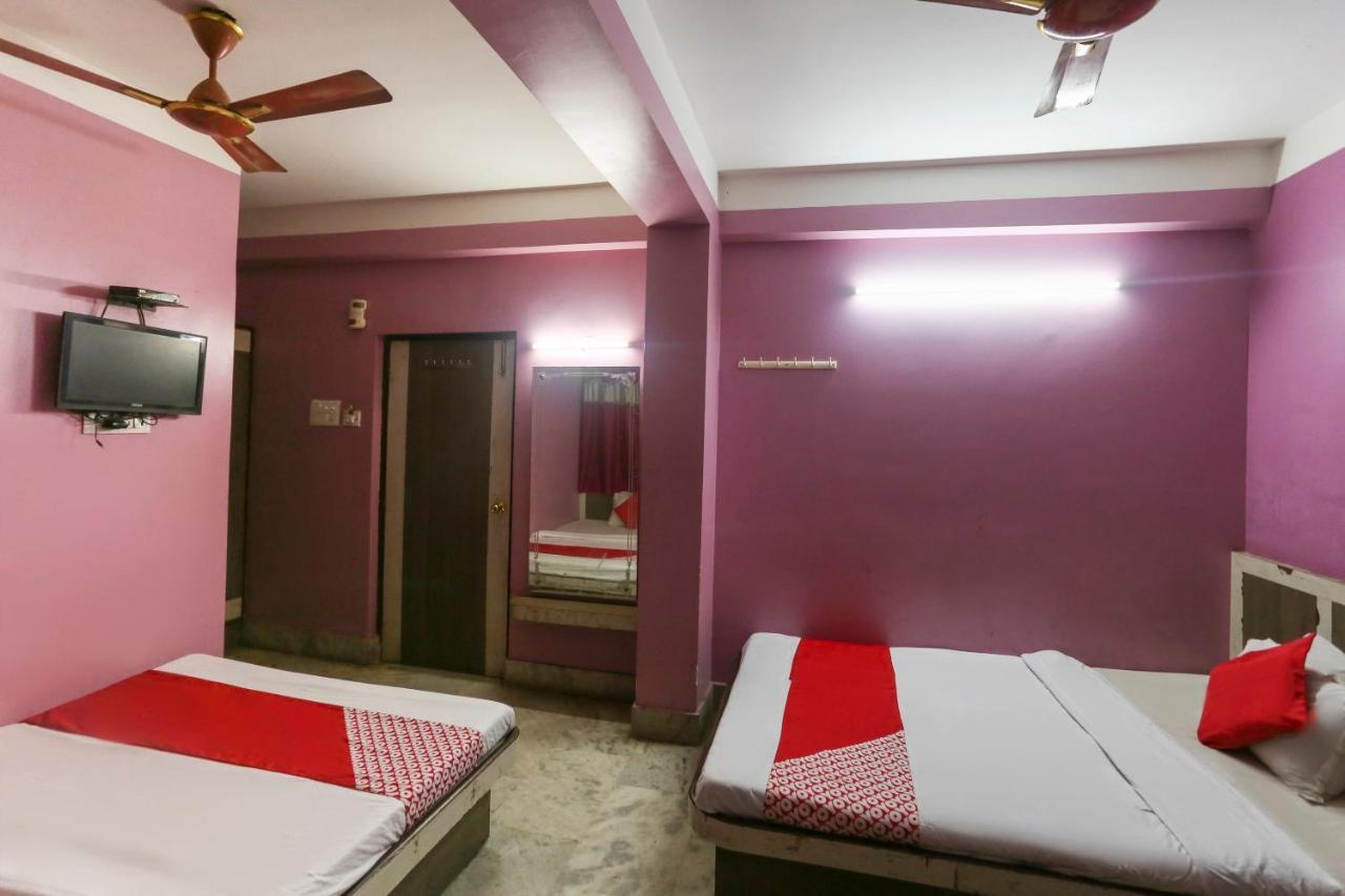 Oyo 60609 Hotel Tanushree Rampurhat Εξωτερικό φωτογραφία