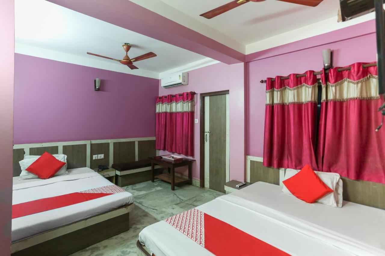 Oyo 60609 Hotel Tanushree Rampurhat Εξωτερικό φωτογραφία