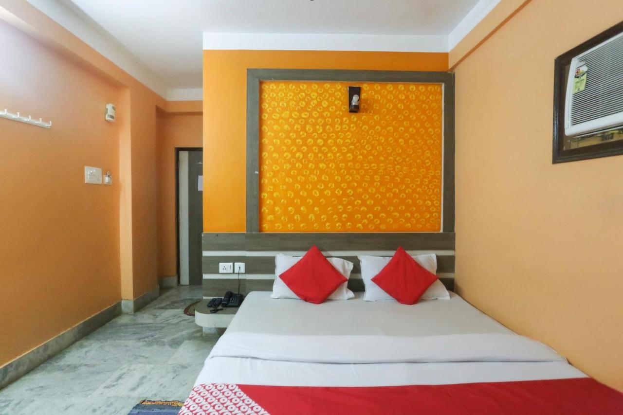 Oyo 60609 Hotel Tanushree Rampurhat Εξωτερικό φωτογραφία